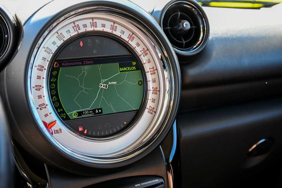 mini-paceman-2013-diesel-1995cc