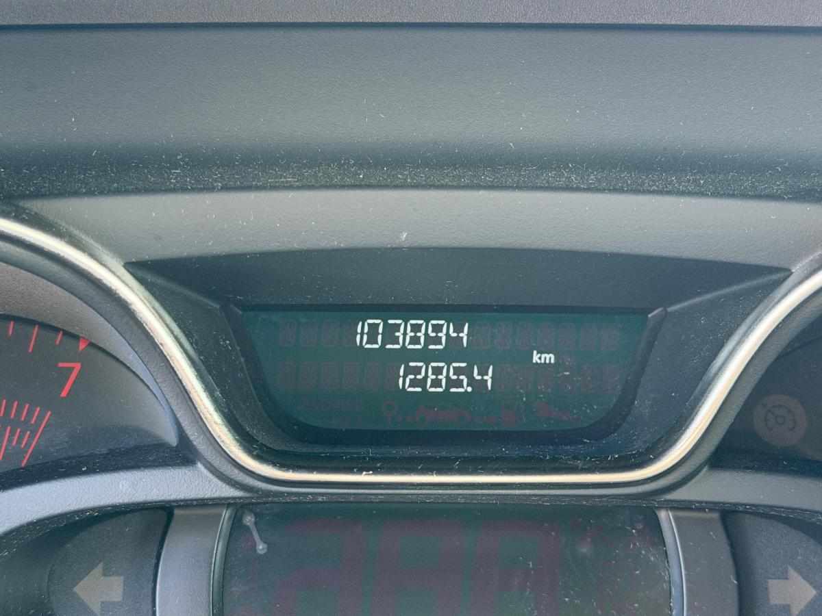 renault-captur-0-9-tce-2018-gasolina-898cc