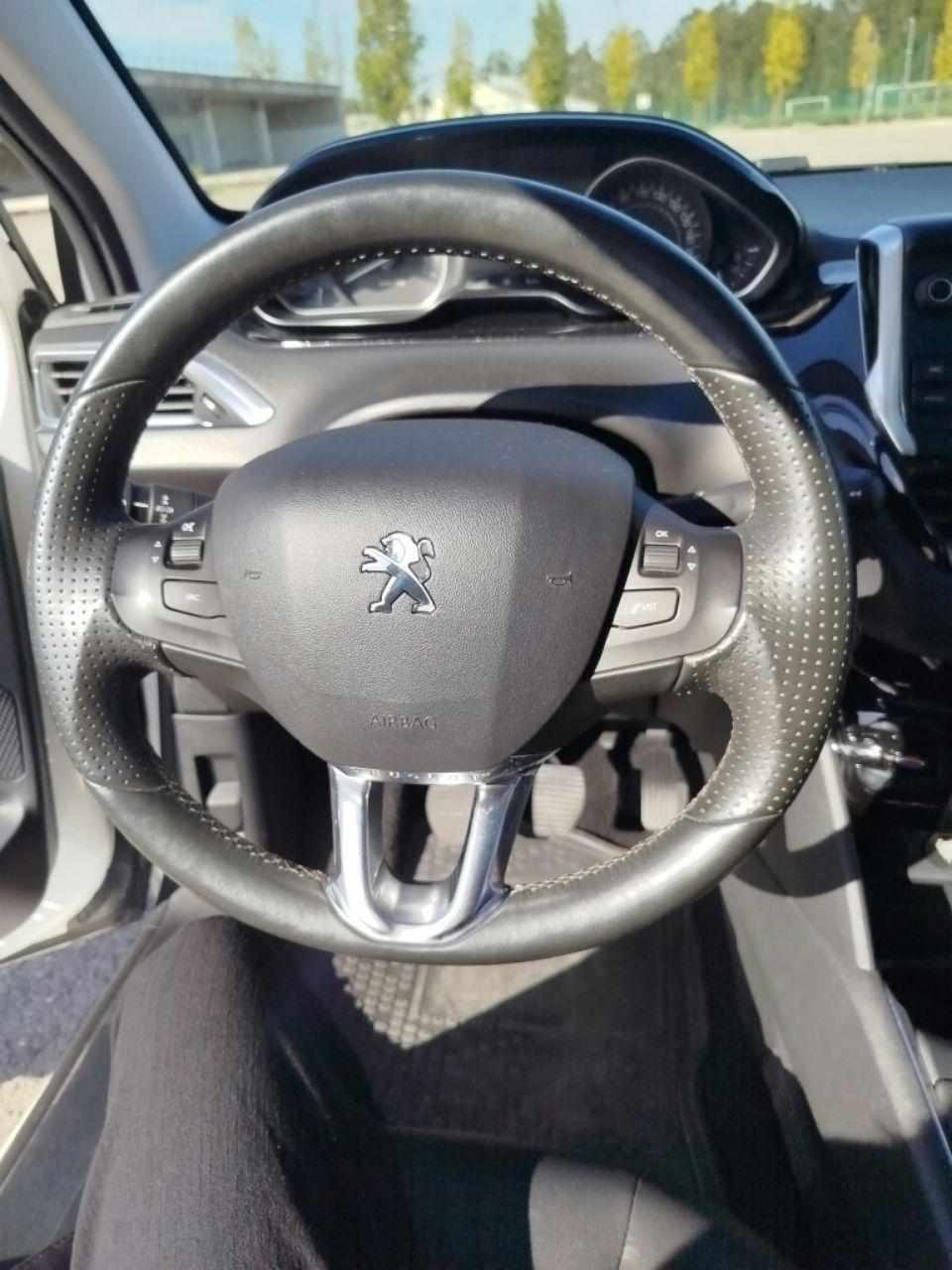 peugeot-208-1-6-e-hdi-2014-diesel-1560cc