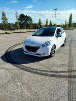 peugeot-208-1-6-e-hdi-2014-diesel-1560cc
