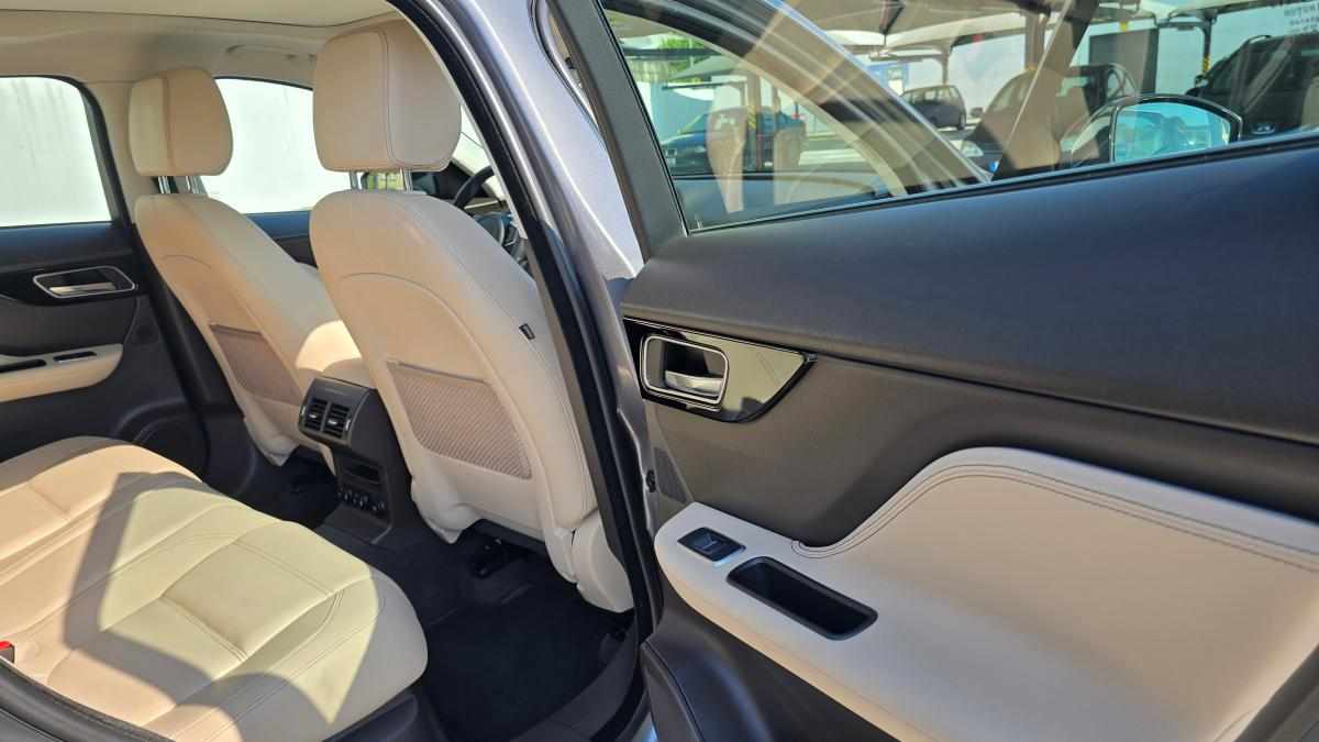 jaguar-f-pace-20d-2018-diesel-1999cc