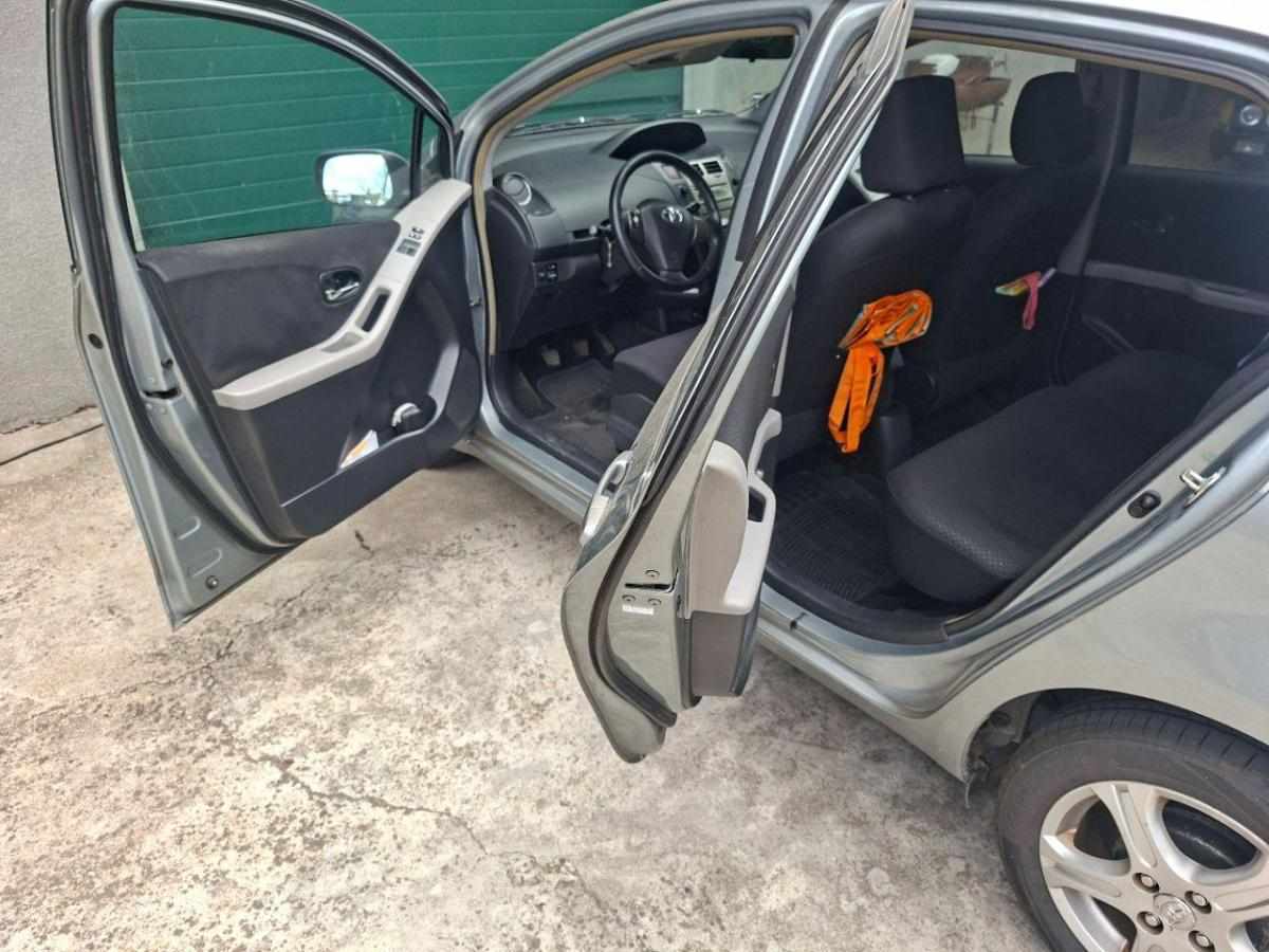 toyota-yaris-1-4-d-4d-2011-diesel-1364cc