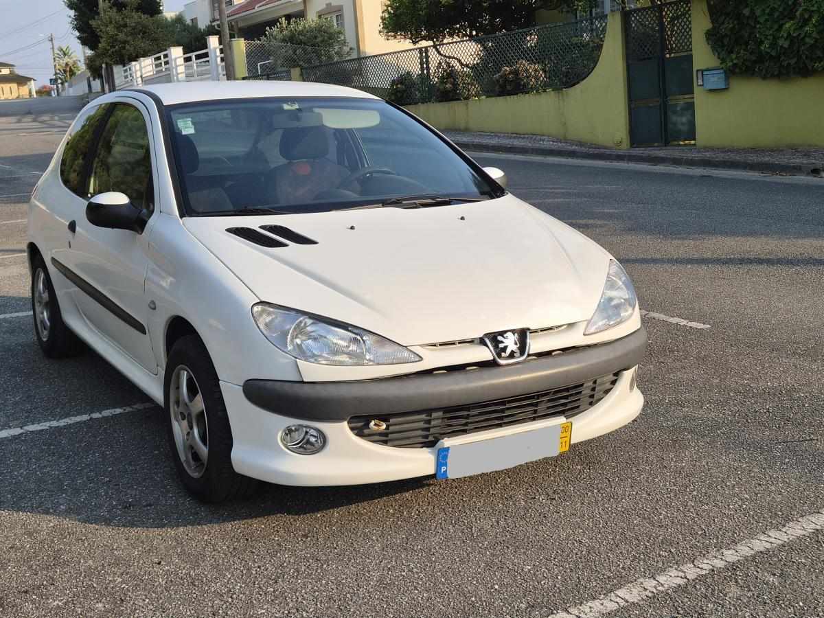 peugeot-206-2-0-hdi-2000-diesel-1997cc
