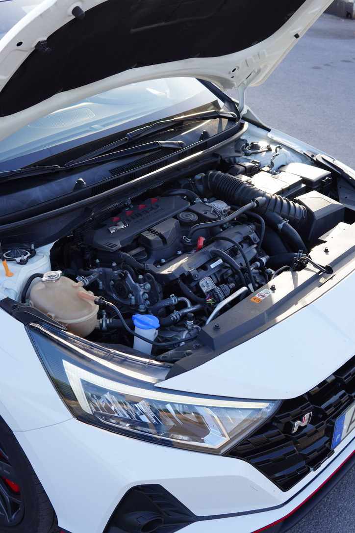 hyundai-i20-1-6-204cv-2022-gasolina-1598cc