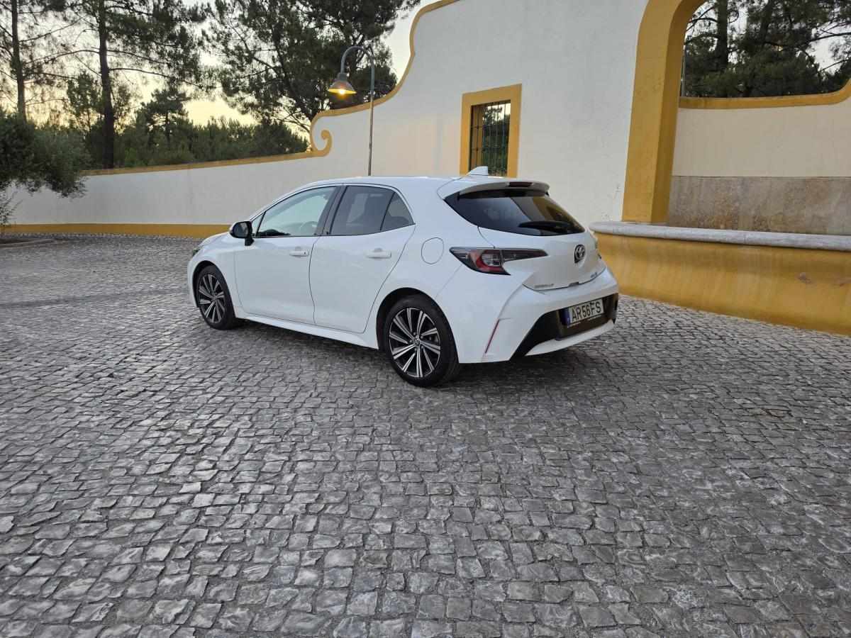 toyota-corolla-1-8-hybrid-2022-gasolina-1798cc
