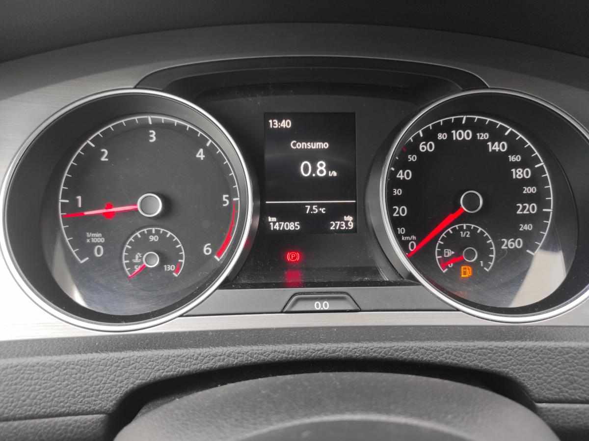 volkswagen-golf-variant-1-6-tdi-conf-2014-diesel-1598cc