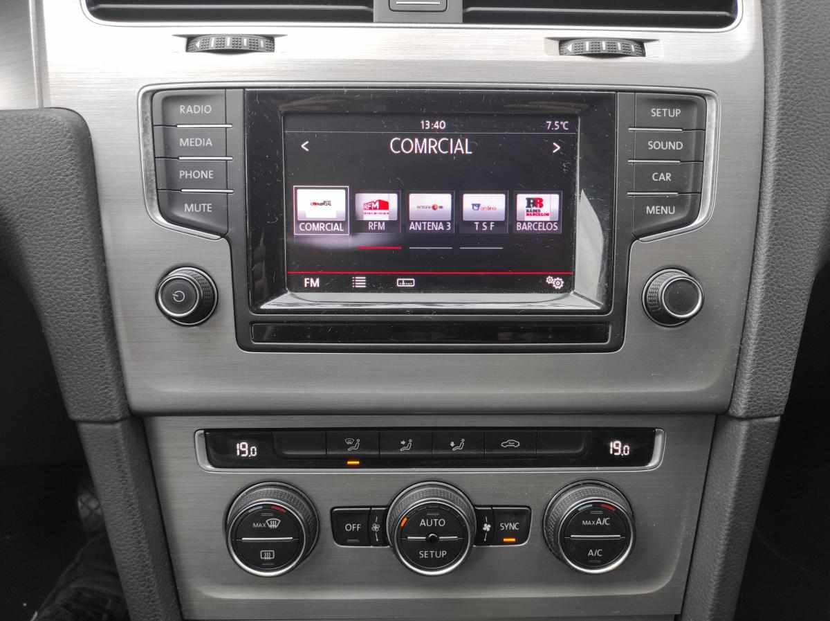 volkswagen-golf-variant-1-6-tdi-conf-2014-diesel-1598cc