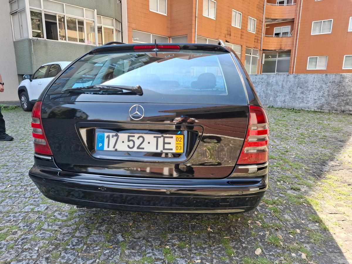 mercedes-benz-classe-c-c-220-cdi-2002-diesel-2148cc