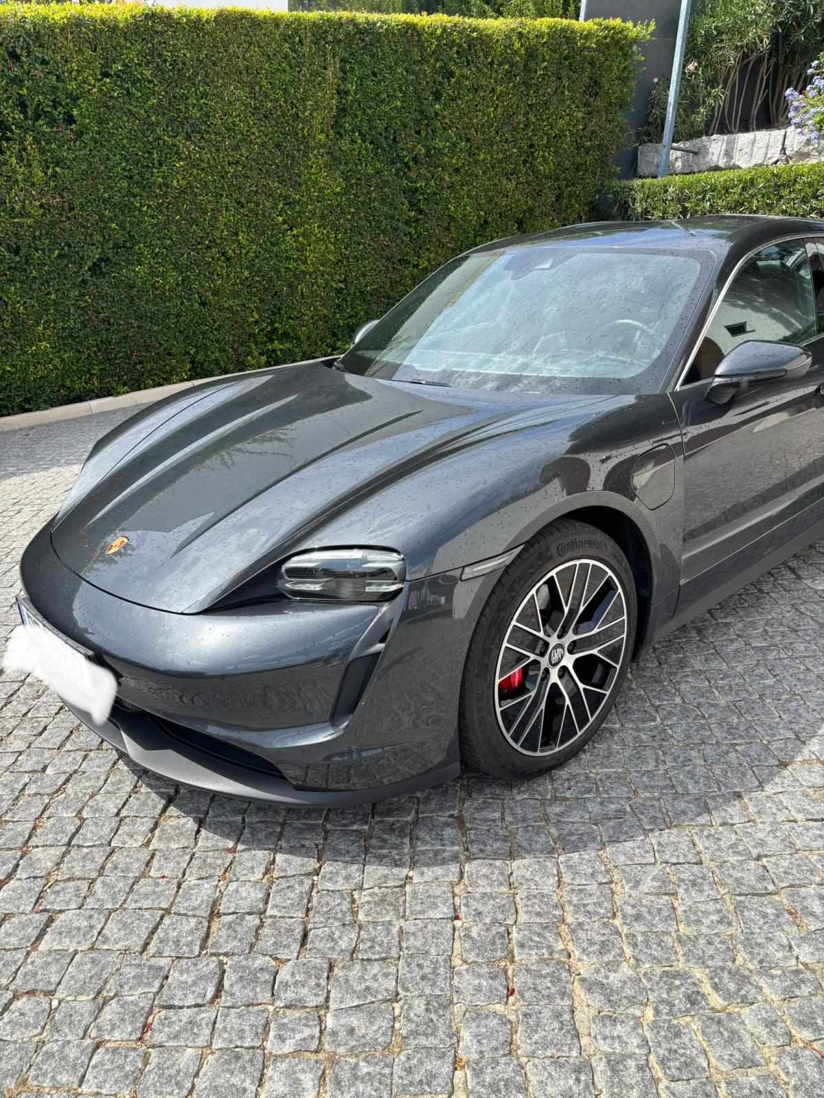 porsche-taycan-4s-2020-eletrico
