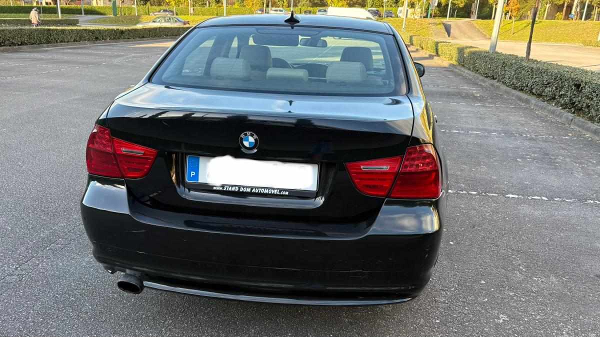 bmw-serie-3-320d-2011-diesel-1995cc