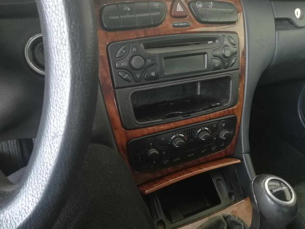 mercedes-benz-classe-c-c-220-cdi-2-1-2004-diesel-2148cc