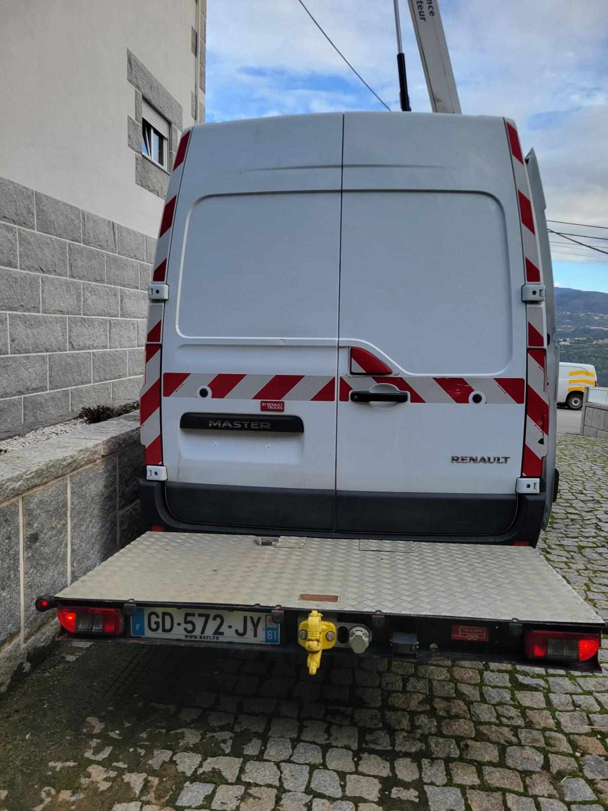 renault-master-2-3-dci-2021-diesel-2298cc