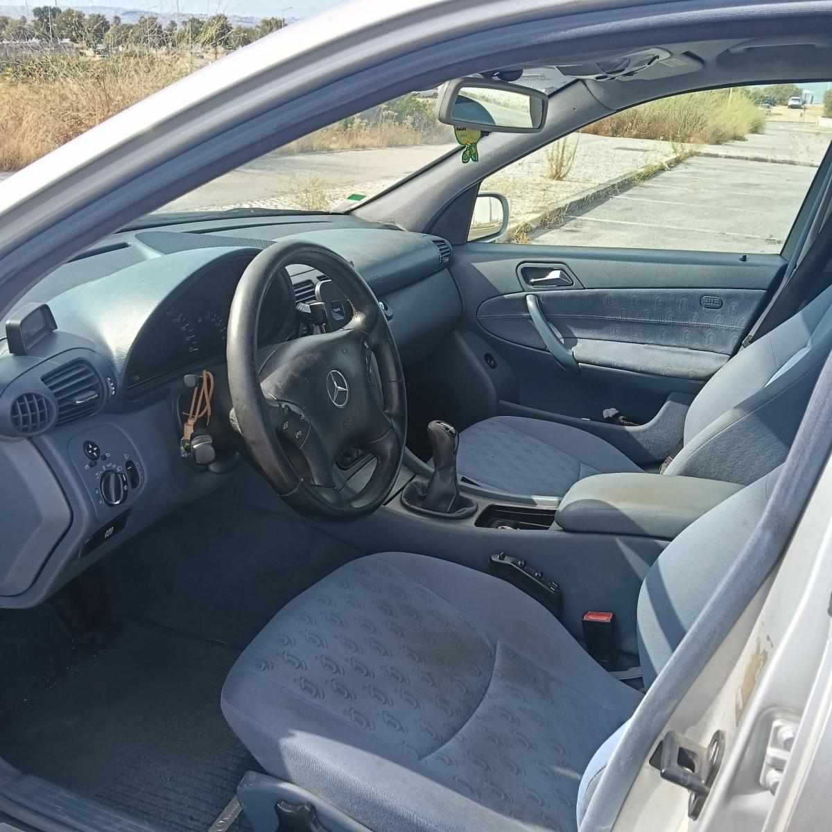 mercedes-benz-classe-c-c-220-cdi-2002-diesel-2148cc