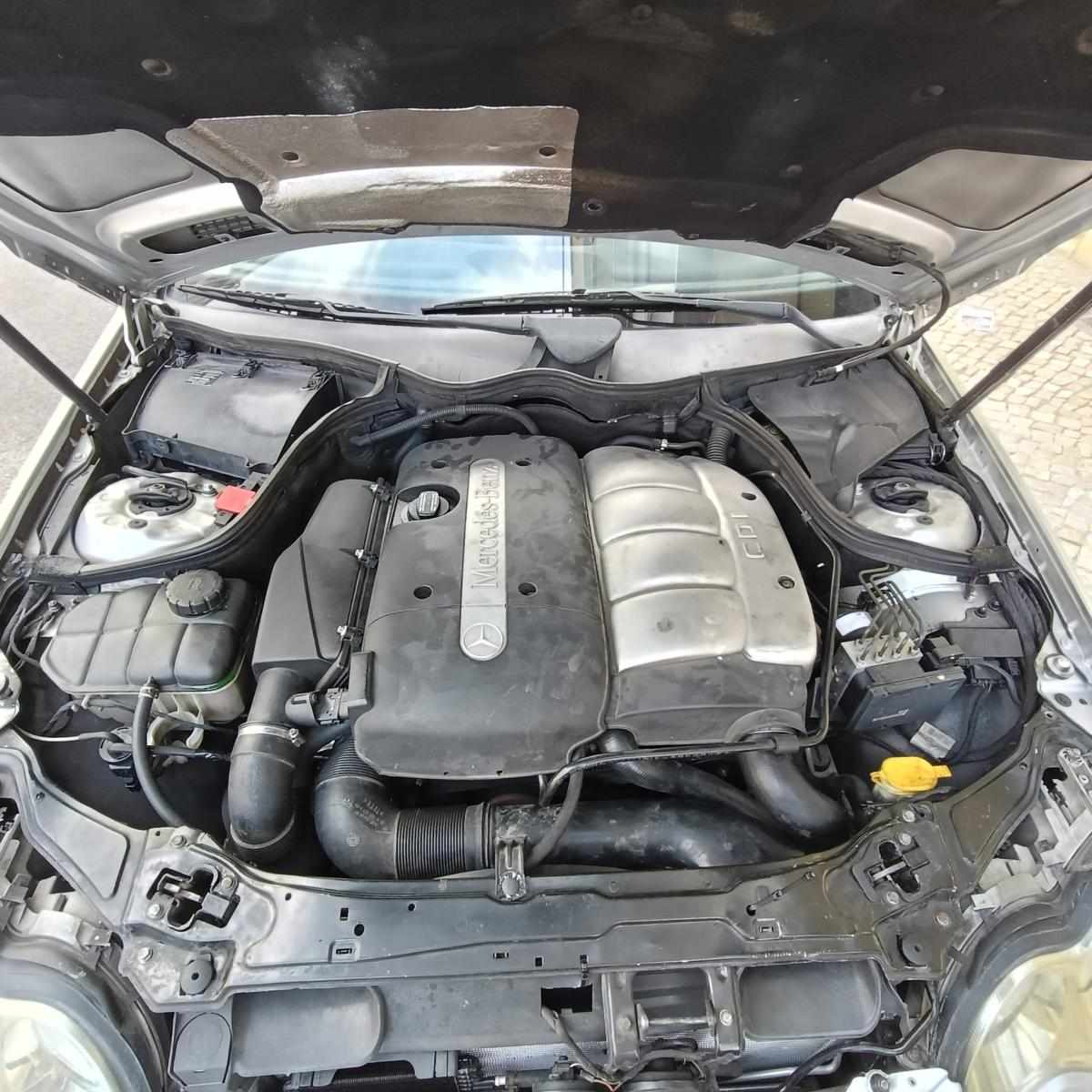 mercedes-benz-classe-c-c-220-cdi-2002-diesel-2148cc