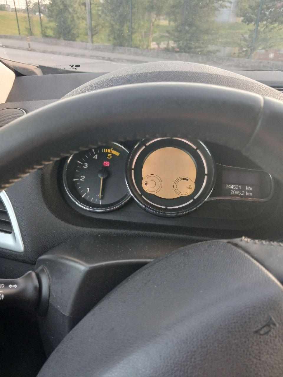 renault-megane-2009-diesel-1461cc