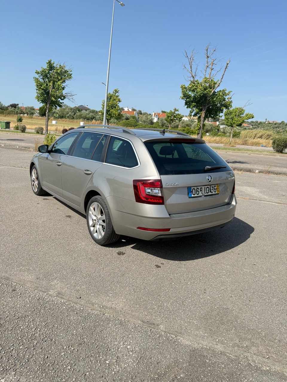 skoda-octavia-1-6-tdi-2018-diesel-1598cc