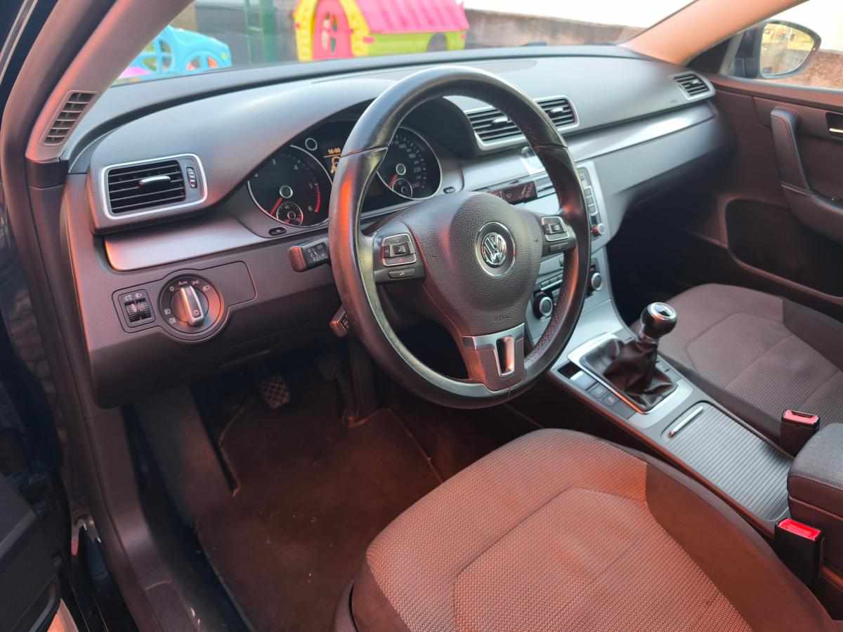 volkswagen-passat-1-6-tdi-bluemotion-2011-diesel-1598cc