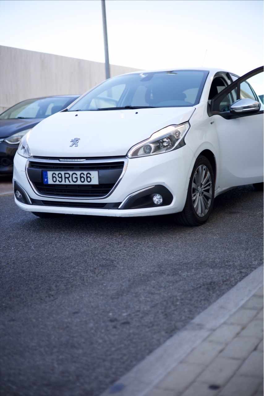 peugeot-208-1-6-bluehdi-2016-diesel-1560cc