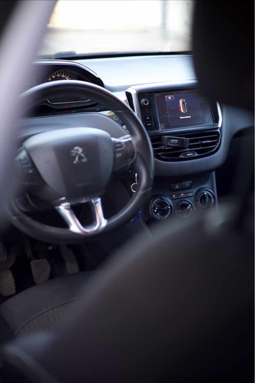 peugeot-208-1-6-bluehdi-2016-diesel-1560cc