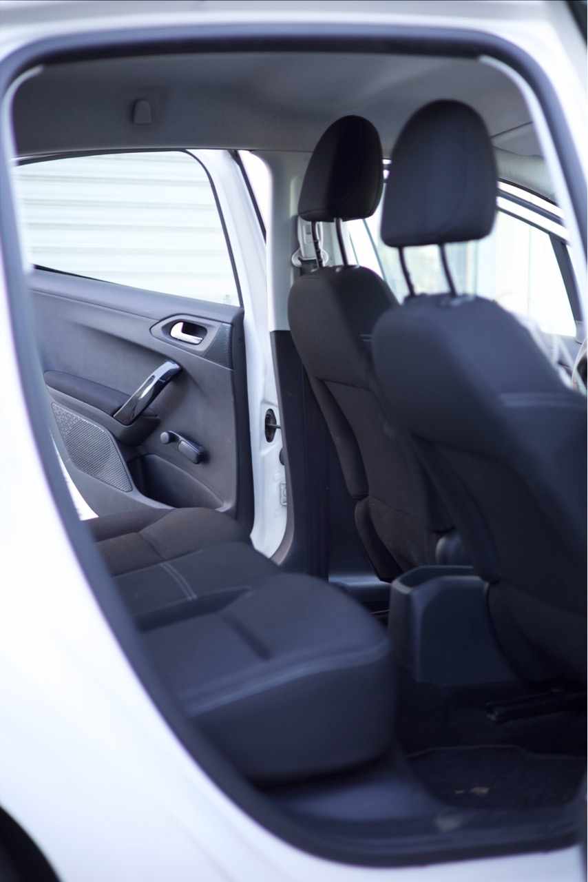 peugeot-208-1-6-bluehdi-2016-diesel-1560cc