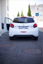 peugeot-208-1-6-bluehdi-2016-diesel-1560cc