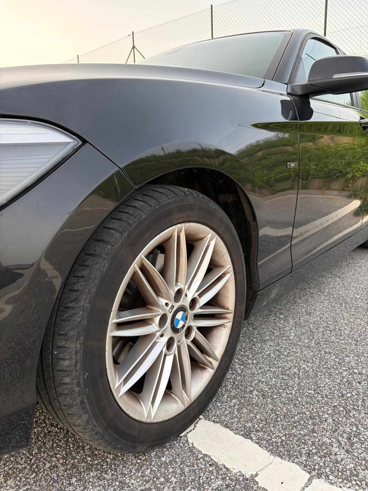 bmw-serie-1-120d-2011-diesel-1995cc