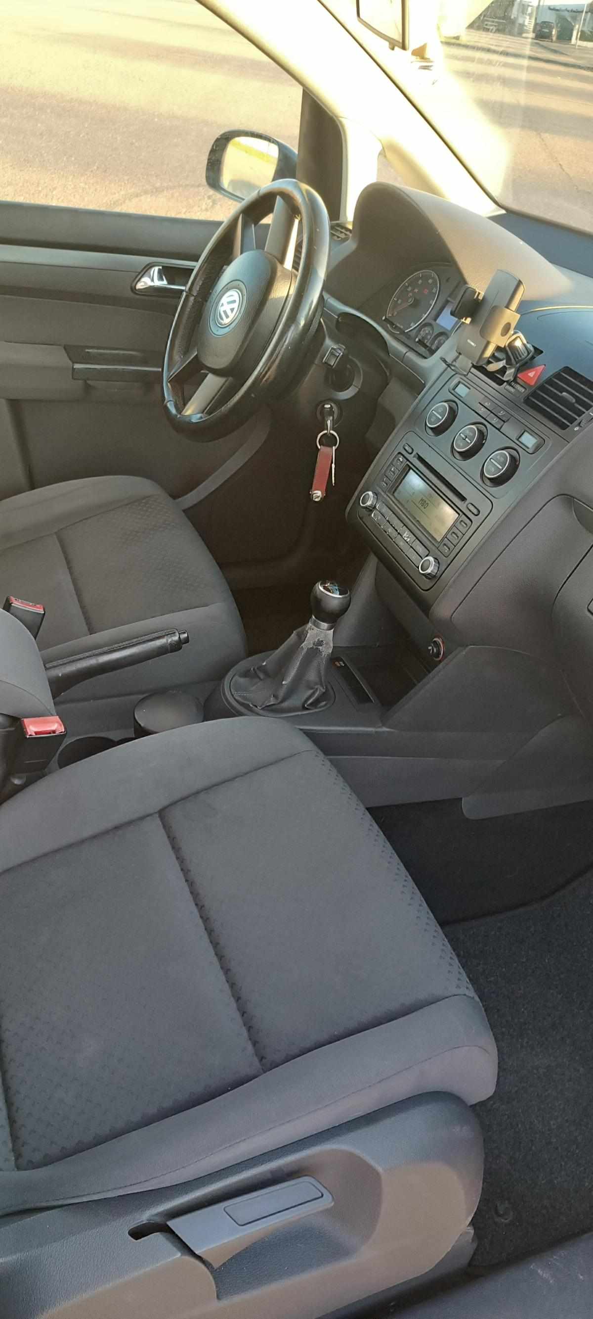 volkswagen-touran-1-4-140cv-2006-gasolina-1390cc