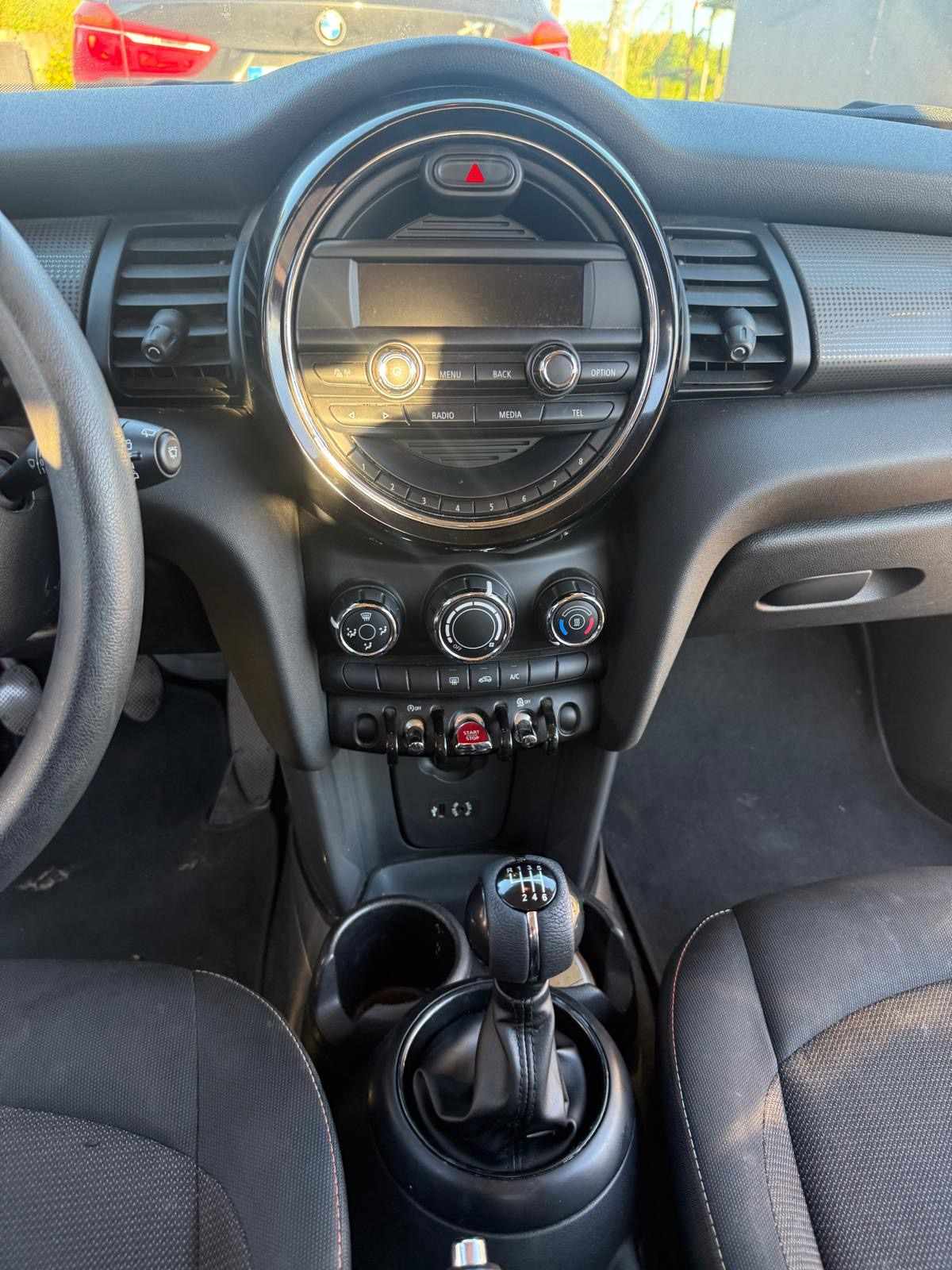 mini-hatch-1-5-2018-gasolina-1499cc