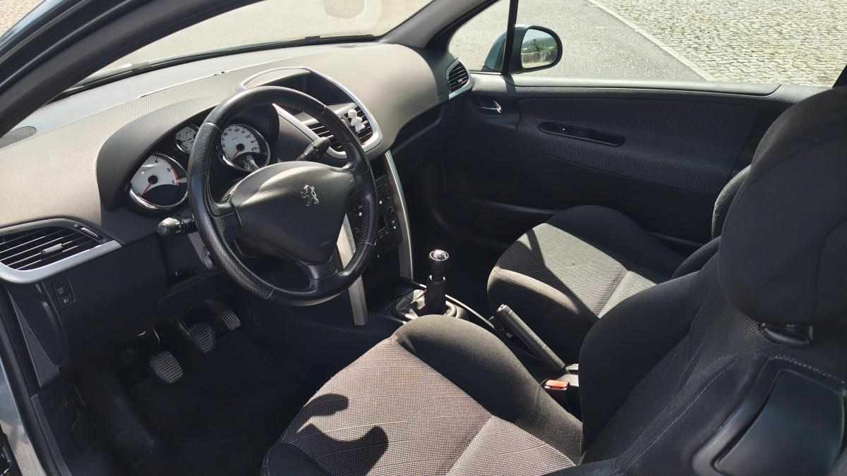 peugeot-207-1-6-hdi-fap-2007-diesel-1560cc