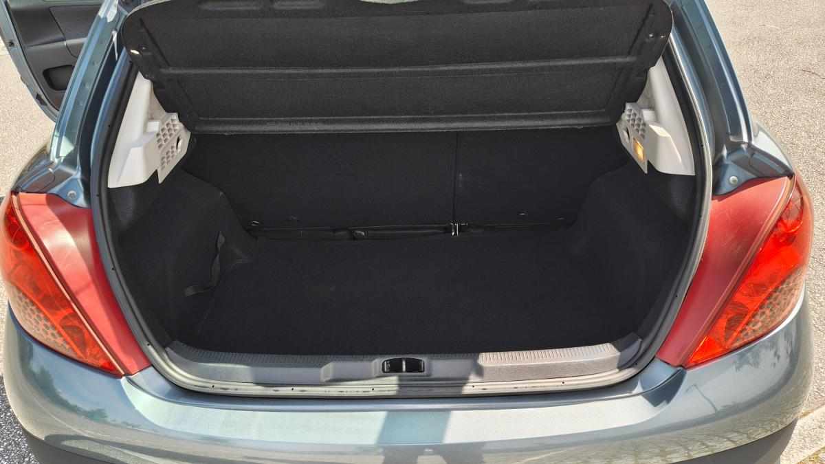 peugeot-207-1-6-hdi-fap-2007-diesel-1560cc