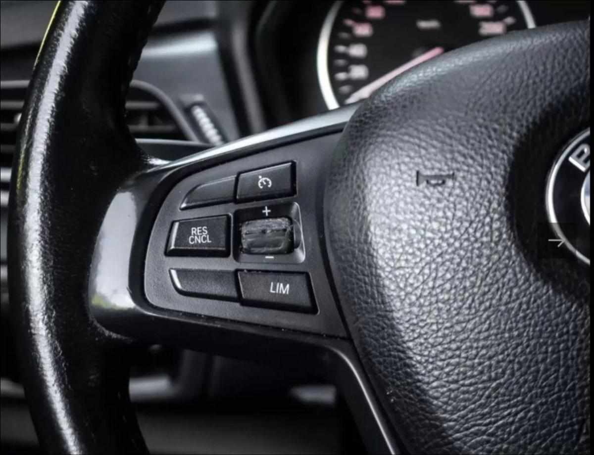 bmw-serie-2-216d-2017-diesel-1496cc