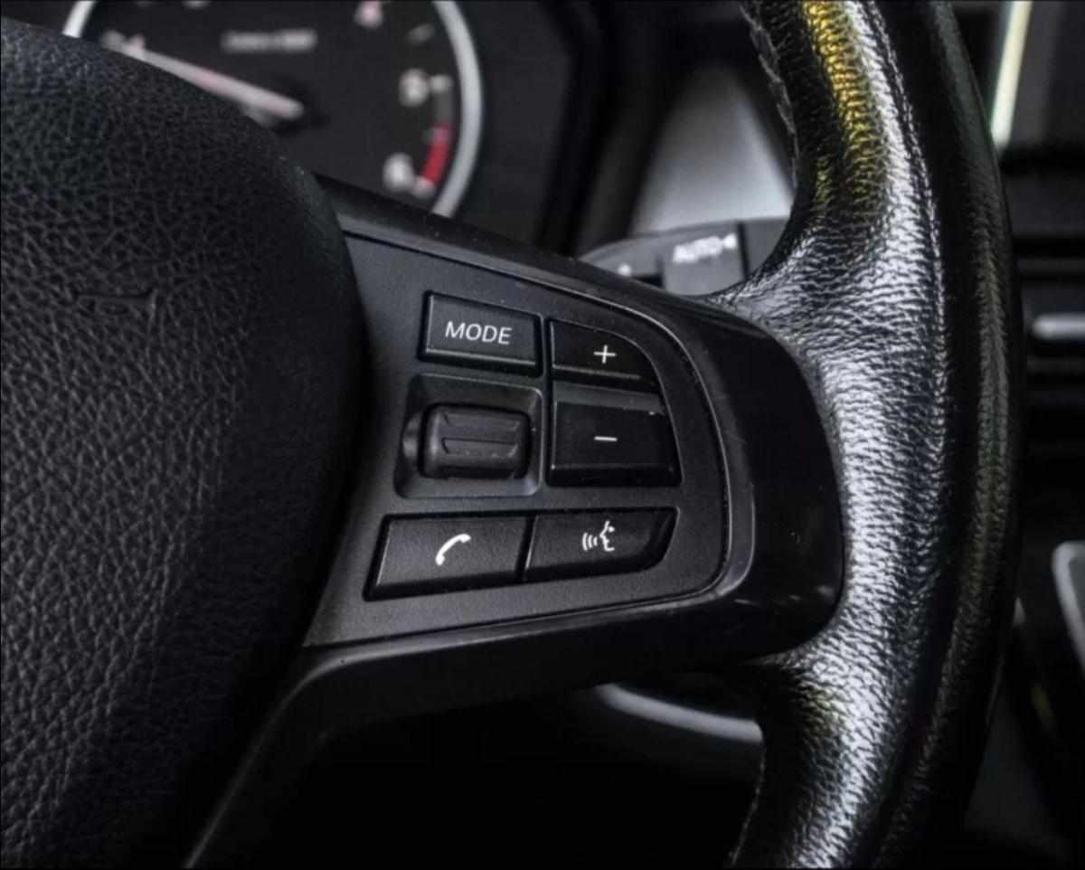 bmw-serie-2-216d-2017-diesel-1496cc