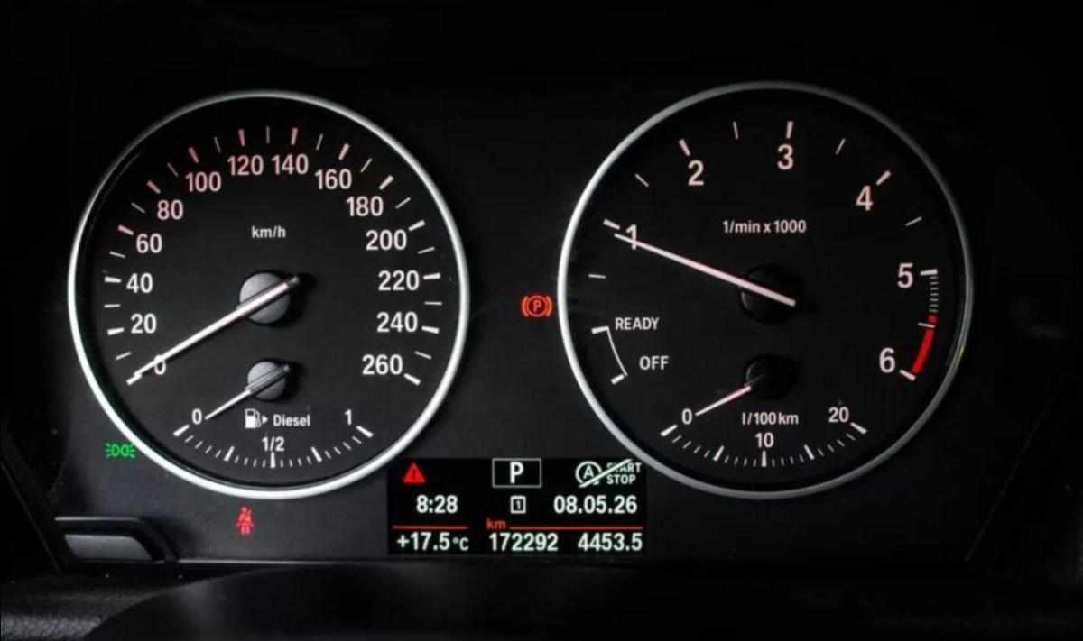 bmw-serie-2-216d-2017-diesel-1496cc