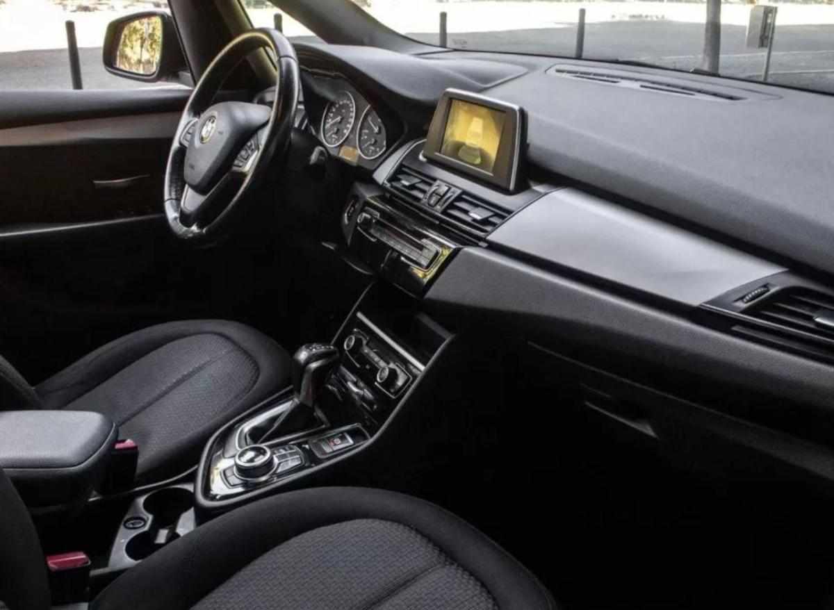bmw-serie-2-216d-2017-diesel-1496cc