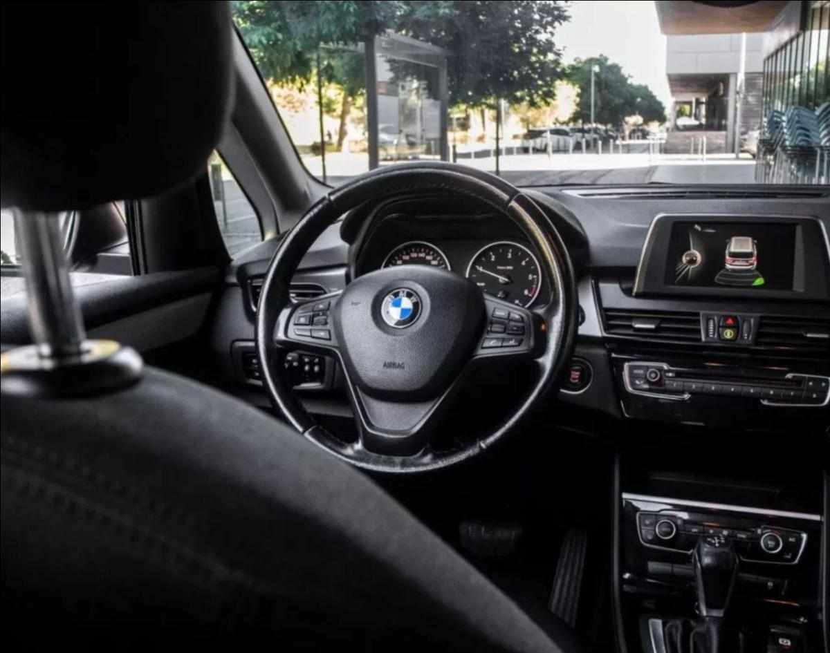 bmw-serie-2-216d-2017-diesel-1496cc