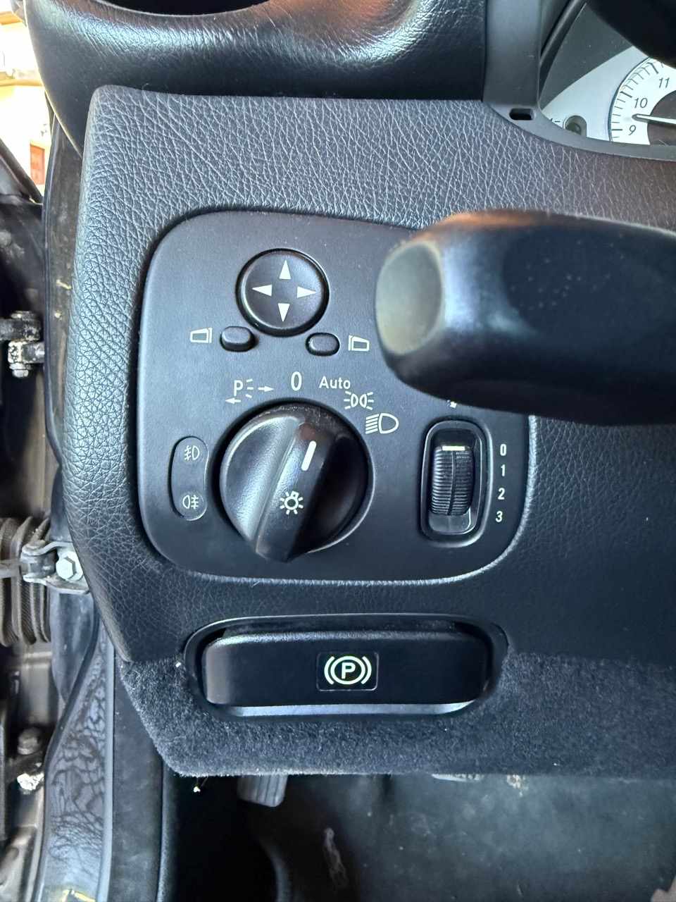 mercedes-benz-clk-220-cdi-2007-diesel-2148cc