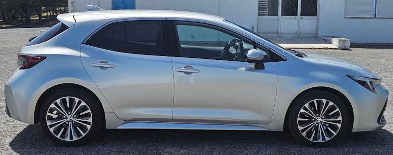 toyota-corolla-1-8-hybrid-2023-gasolina-1798cc