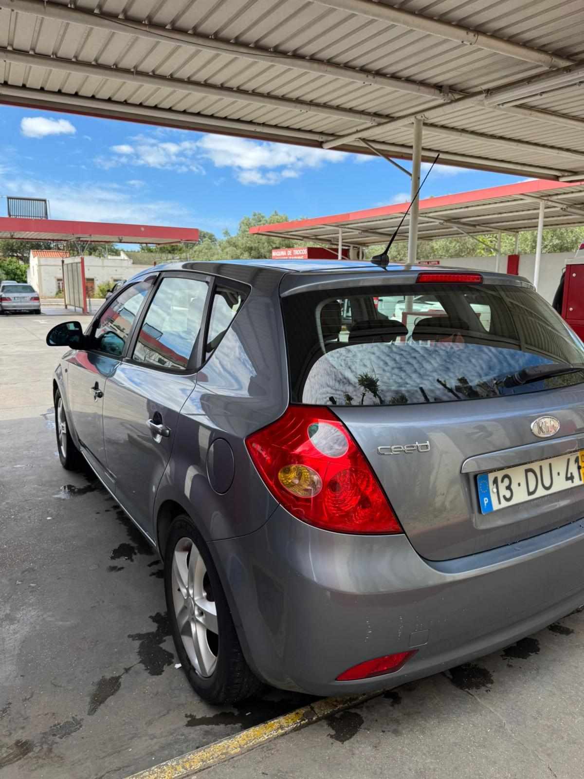 kia-ceed-1-4-cvvt-2007-gasolina-1396cc