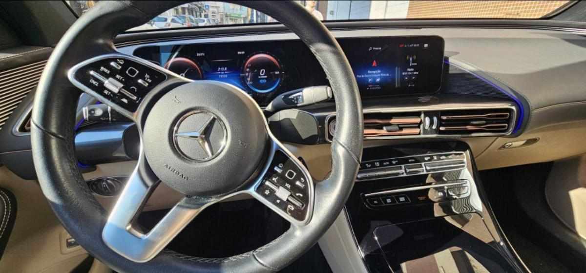 mercedes-benz-eqc-2021-eletrico