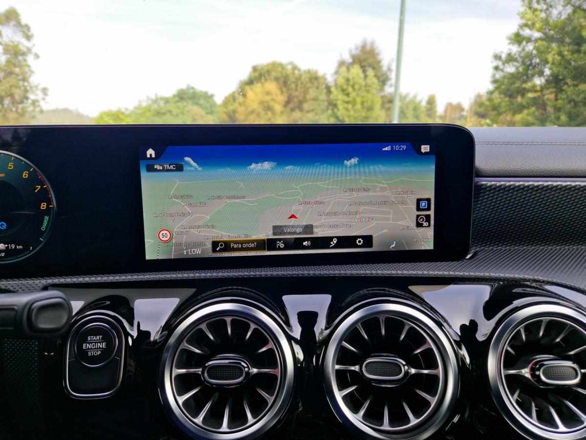 mercedes-benz-cla-250e-2023-gasolina-1332cc