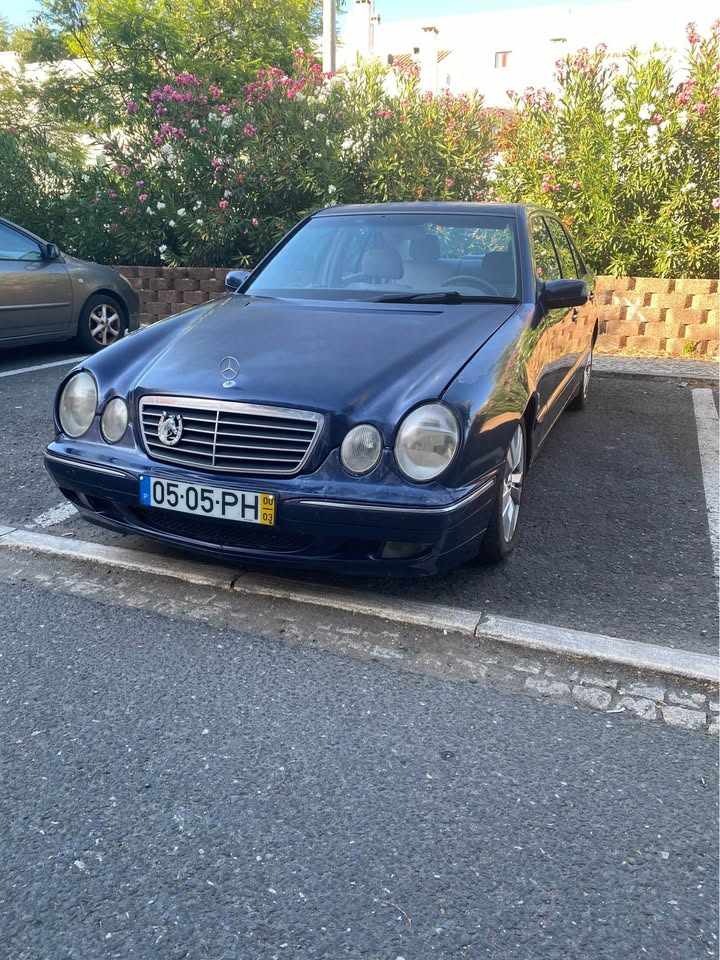 mercedes-benz-classe-e-e-270-cdi-2000-diesel-2685cc