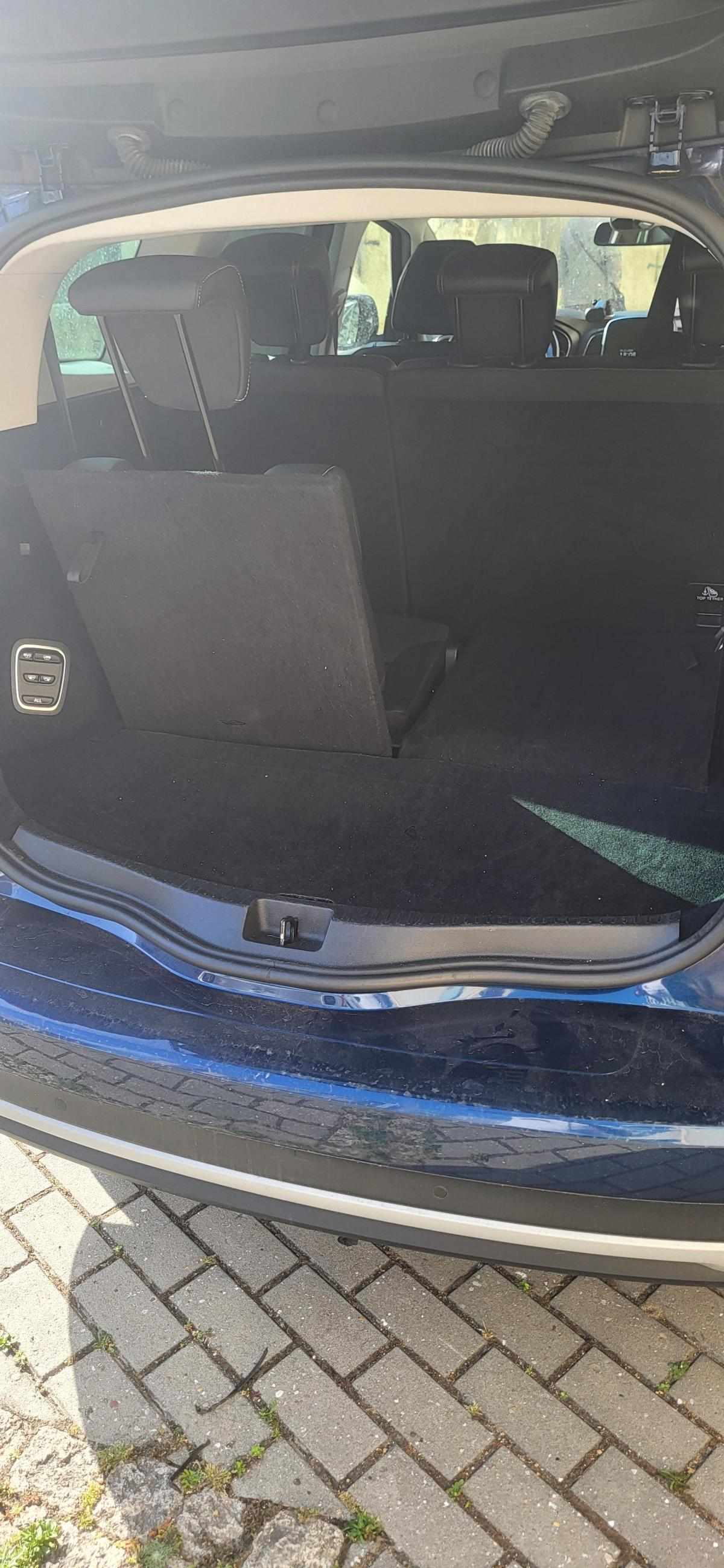 renault-scenic-1-7-blue-dci-2020-diesel-1749cc