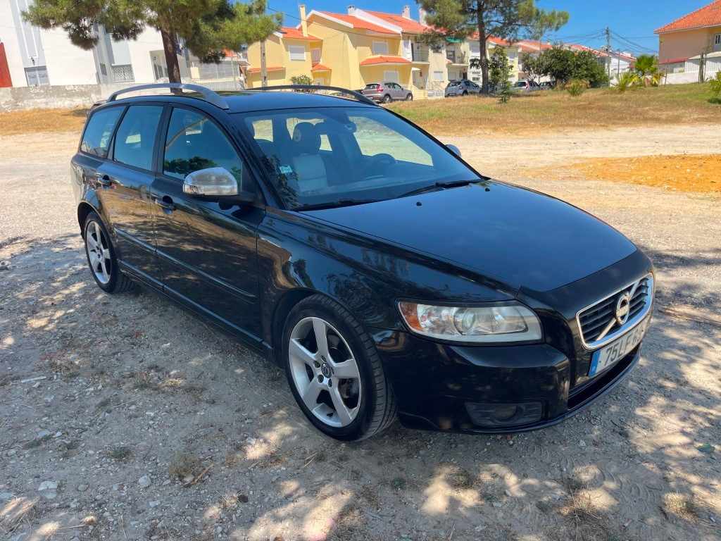 volvo-v50-1-6-drive-2011-diesel-1560cc