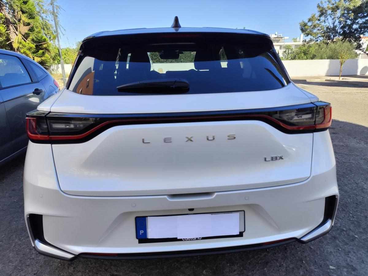 lexus-lbx-1-5-hybrid-2026-gasolina-1490cc