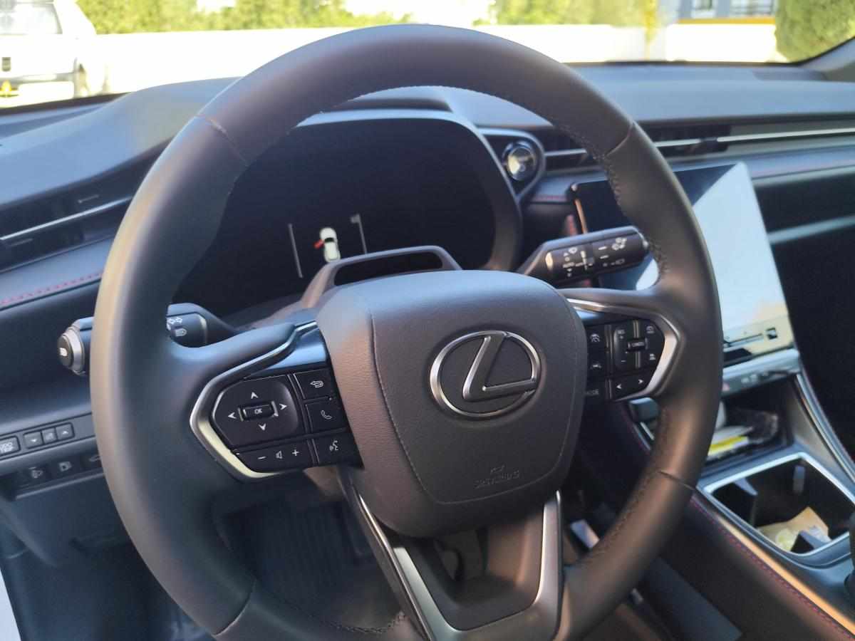 lexus-lbx-1-5-hybrid-2026-gasolina-1490cc