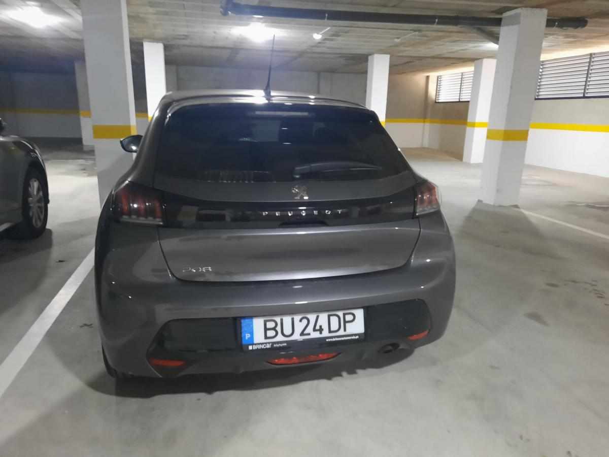peugeot-208-1-2-puretech-2023-gasolina-1199cc