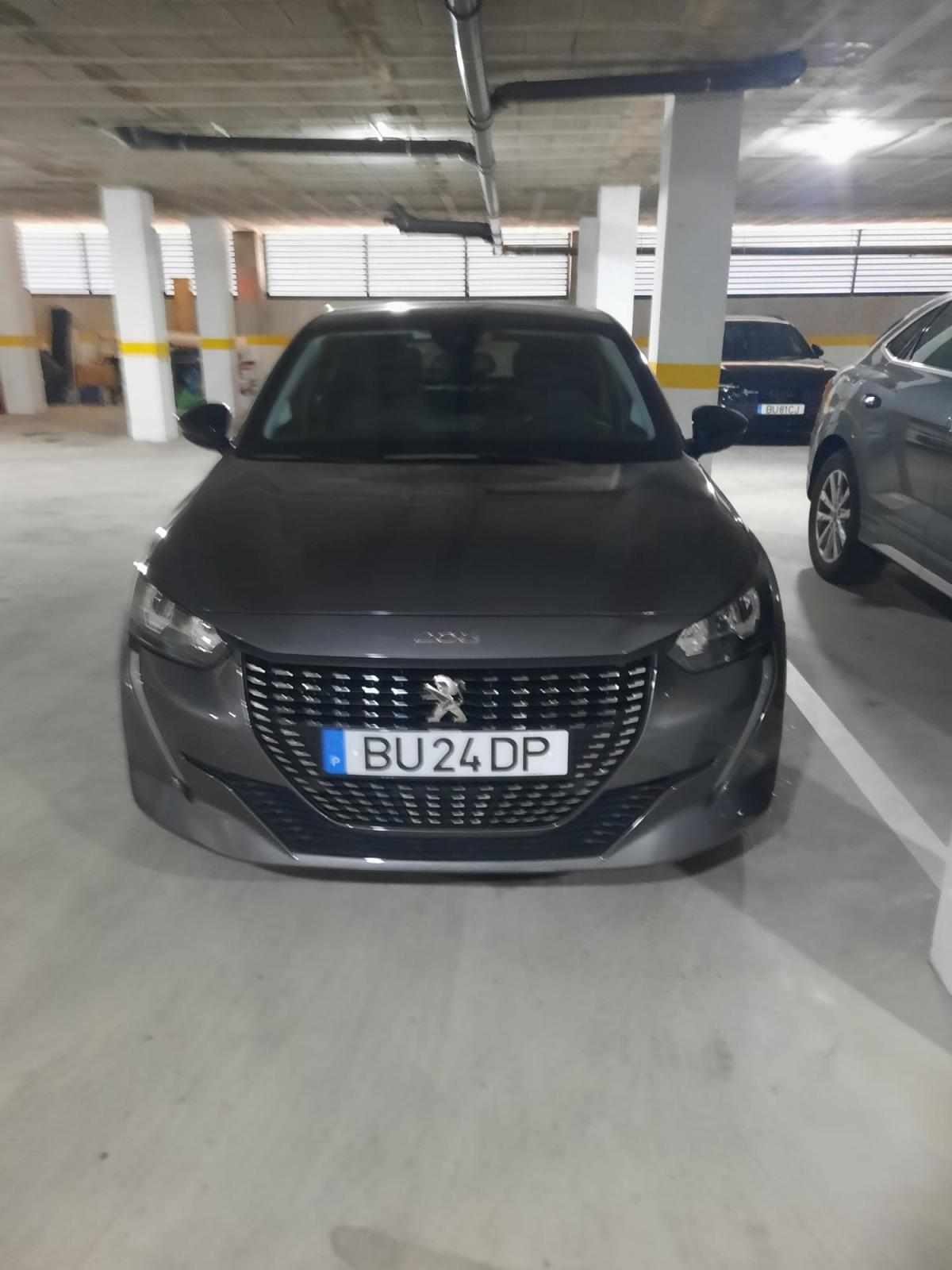 peugeot-208-1-2-puretech-2023-gasolina-1199cc