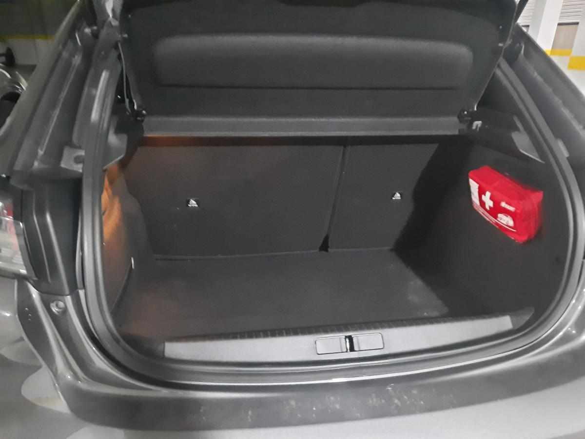 peugeot-208-1-2-puretech-2023-gasolina-1199cc