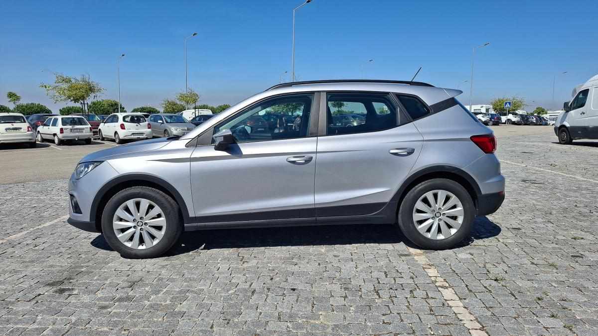 seat-arona-1-0-tsi-2021-gasolina-999cc