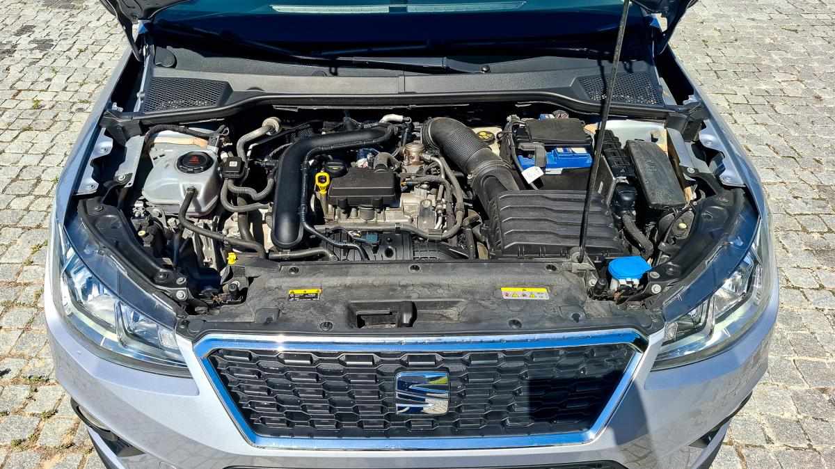 seat-arona-1-0-tsi-2021-gasolina-999cc